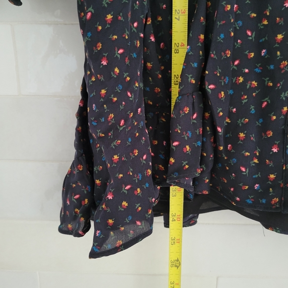 Veronica Beard Riggins Silk Long-Sleeve Dress Black Flowers Floral Size 4 $195 - Picture 6 of 9